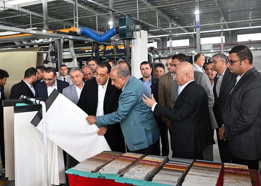 مدبولي يفتتح مصنع هنجشينج الصيني لتكنولوجيا المنسوجات باستثمارات  70 مليون دولار
